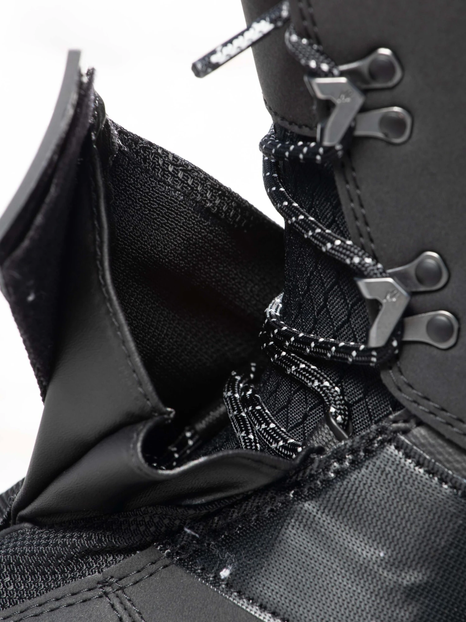 K2 Waive Men's Snowboard Boots 2023 10 K2 Waive Men's Snowboard Boots 2023 - Image 8